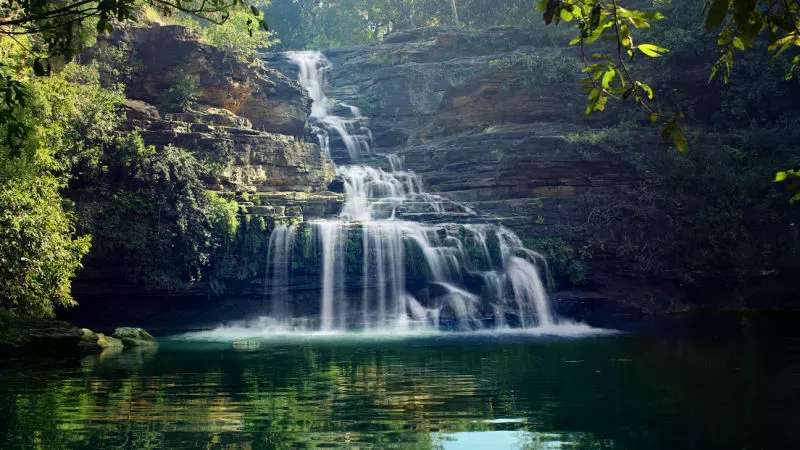 Visiting Satdhara Falls: Taking a Rejuvenating Dip