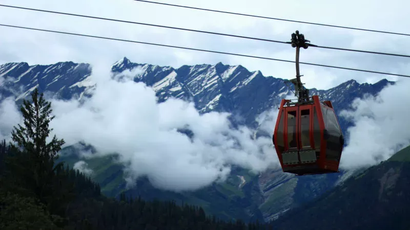 Gondola Ride in Solang Valley: The Ropeway of Tinsel Valley