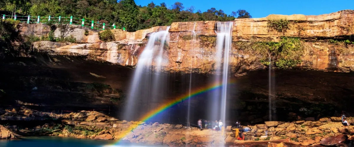 10 Best Places to Visit in Meghalaya: Plan a Getaway to the Abode of Clouds