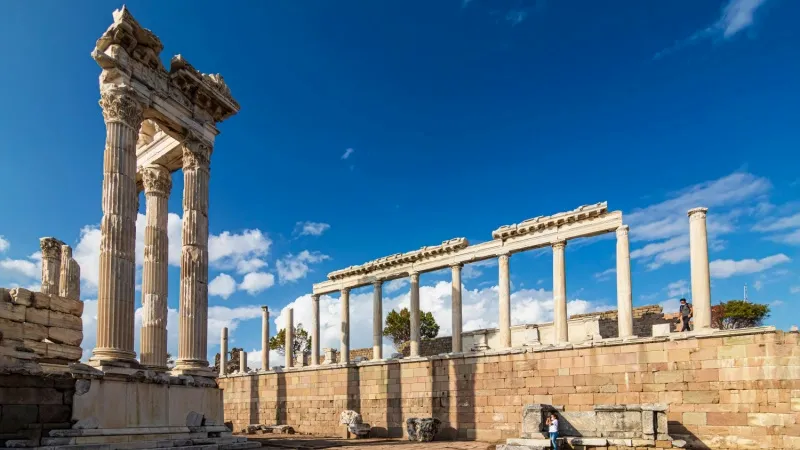 Pergamon and its Multi-Layered Cultural Landscape