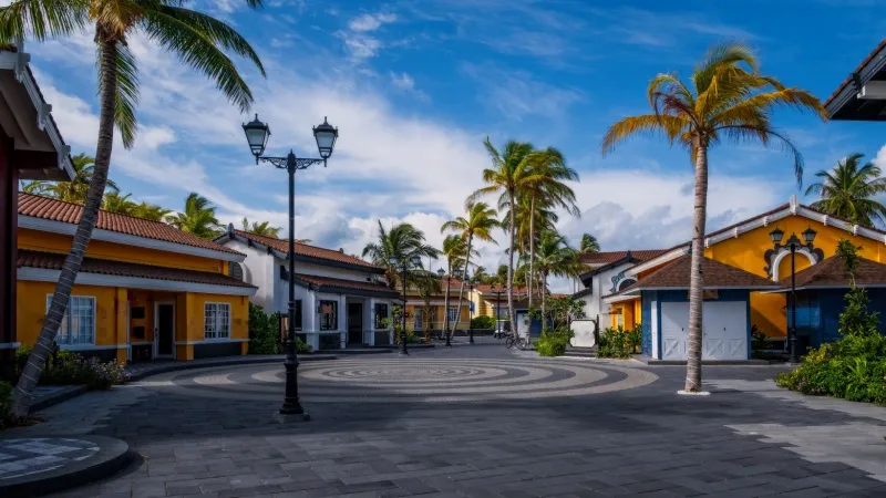 Dining at The Marina Crossroads