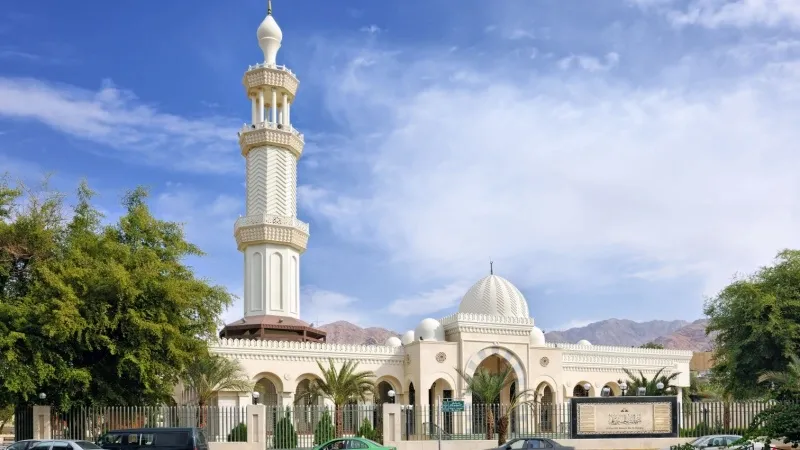 Experience the Serenity of Sharif Hussein bin Ali Mosque 