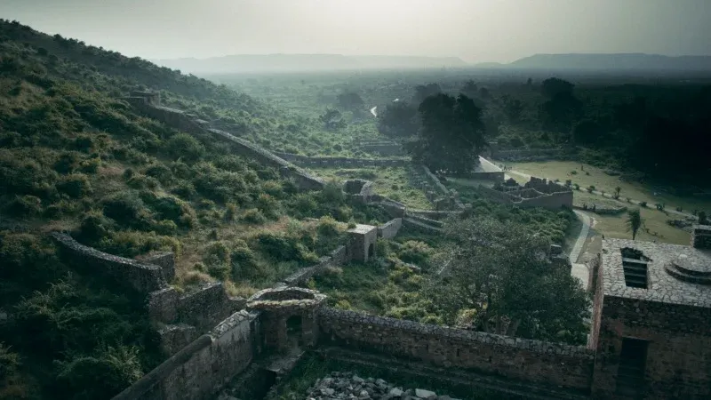 Bhangarh Fort - The Most Haunted Place of India