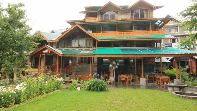 Johnson Lodge Manali 