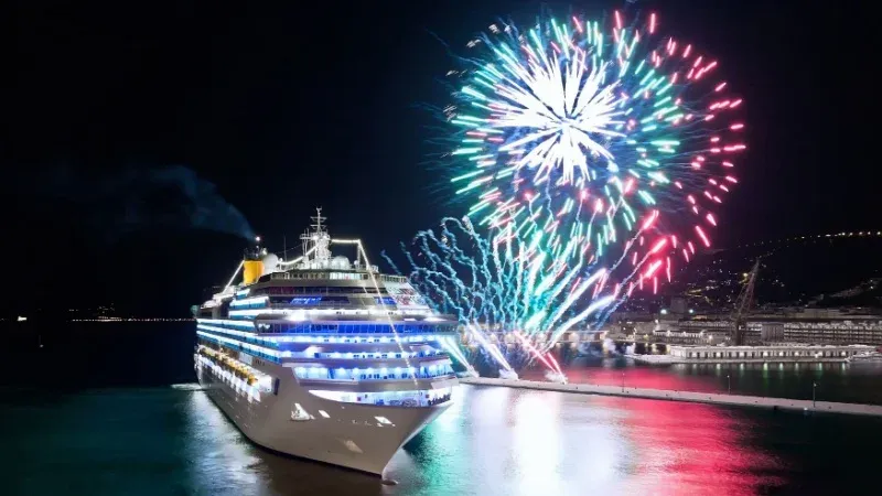 Cruise the Venetian Lagoon