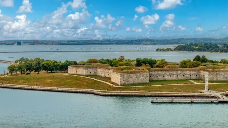 Fort Warren