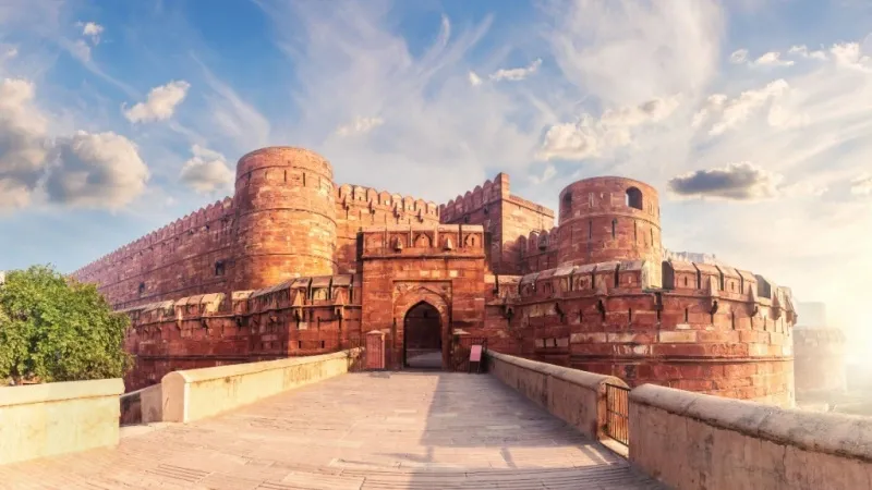 Top 10 Places to Visit near Delhi: A Trip Beyond the Lanes of Dilli