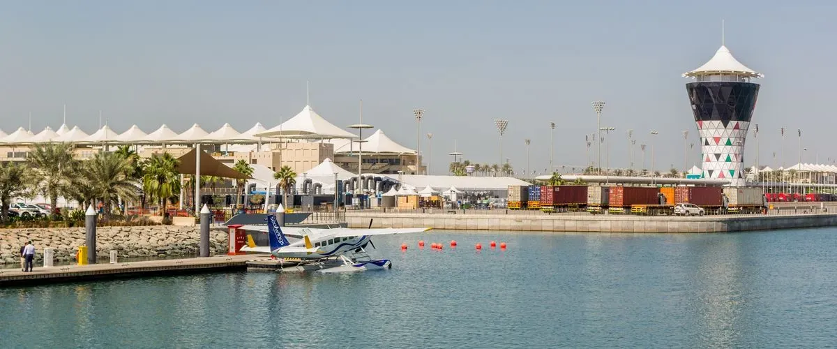 أماكن للزيارة في أبو ظبي، الإمارات العربية المتحدة لاكتشاف جمالها المذهل