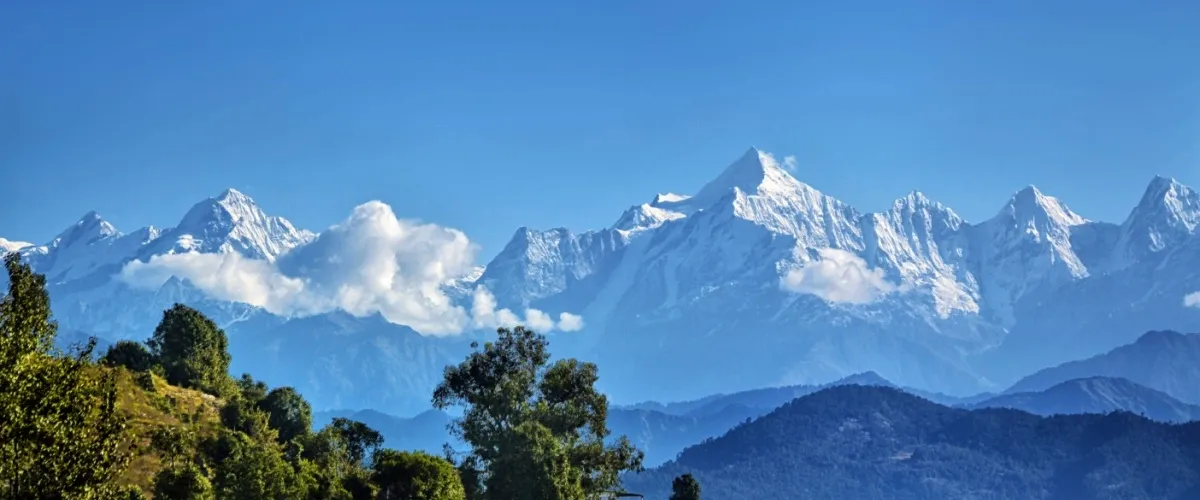 Top 14 Places to Visit in Kausani: Where Nature's Canvas Hypnotizes with Perfect Scenery