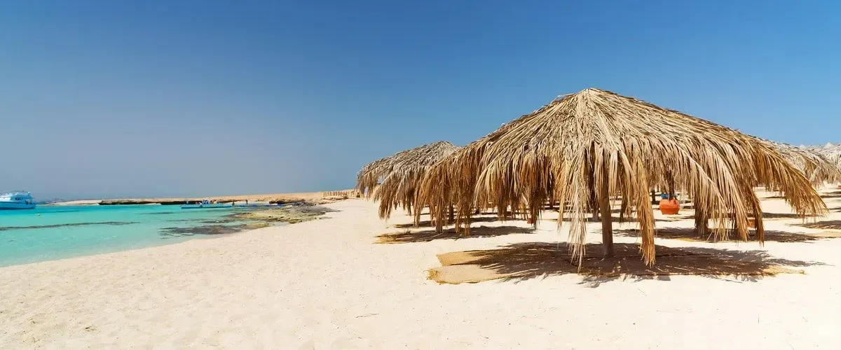 الجزر الاستوائية في مصر: الوجهات المرجانية الخلابة
