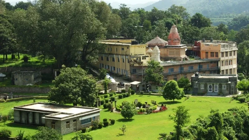 Raja Sansar Chandra Katoch Museum & Cafe