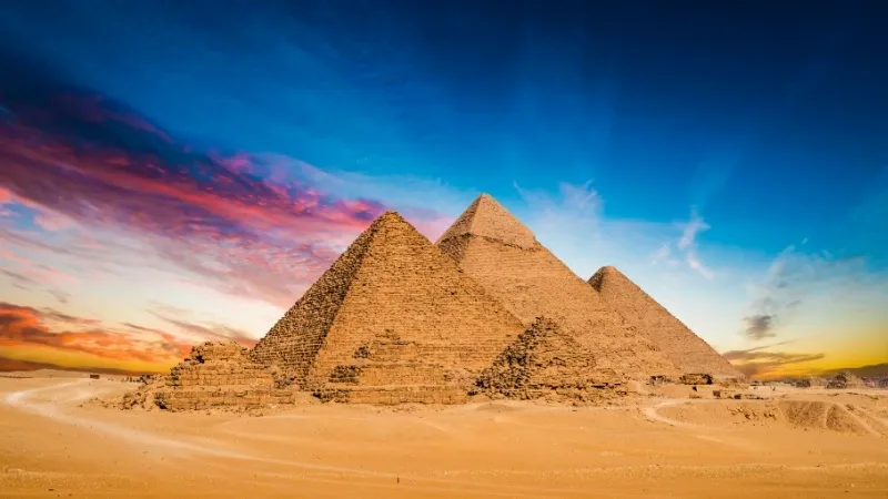Everything You Need to Know About Giza Pyramids