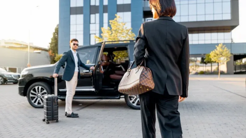 Benefits of Hiring a Chauffeur Company in Dubai