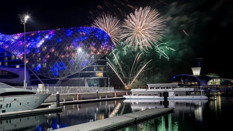 Insider Tips for Attending New Year’s Eve Fireworks in Dubai