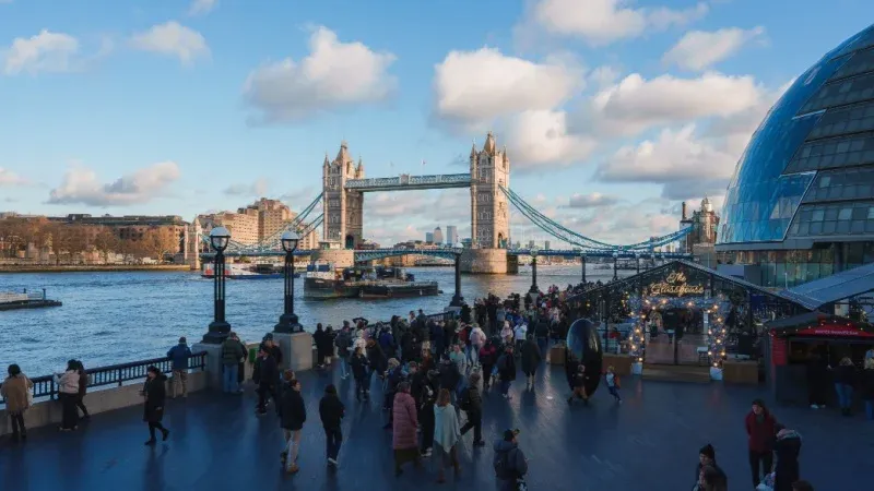 Christmas by the River (London Bridge Market)