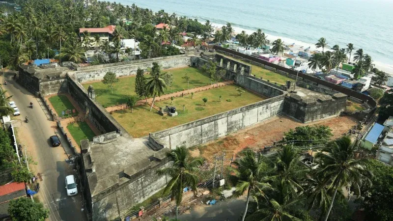 Anchuthengu Fort