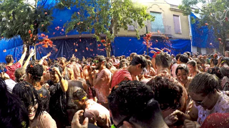 How Does La Tomatina Festival Starts?