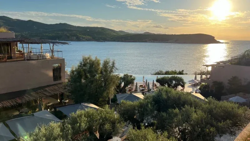 Al Mujarrah Eco-Lodge