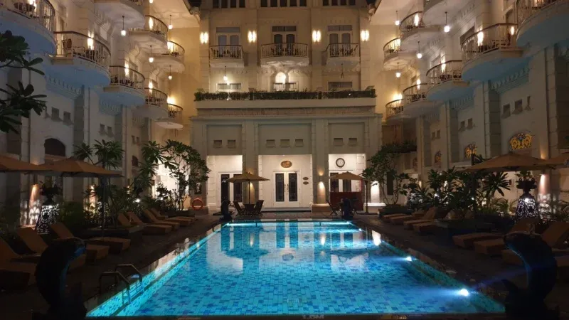 Bayat Hotel by Cristal