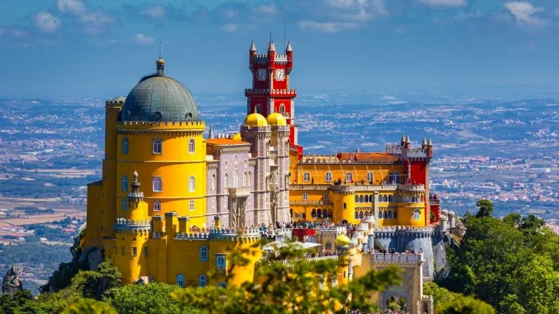 Tour to Sintra, Pena Palace, Mouros Castle & Roca