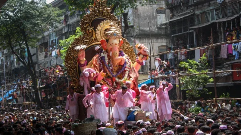 Ganesh Galli Mumbaicha Raja, Mumba