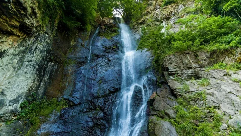 Makhuntseti Waterfall