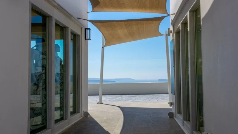 Oia’s Boutiques, Santorini