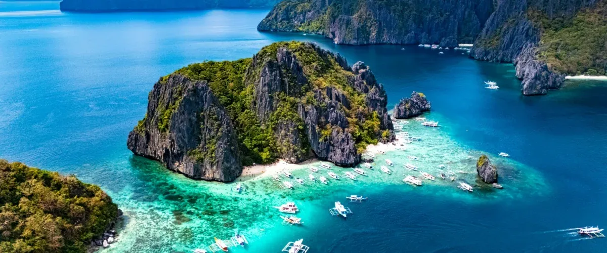 Soak in Adventure and Relaxation at the Top 10 Beaches in Philippines