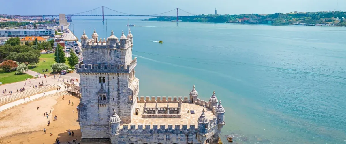 Popular Sun-Kissed Beaches in Portugal to Explore in 2025