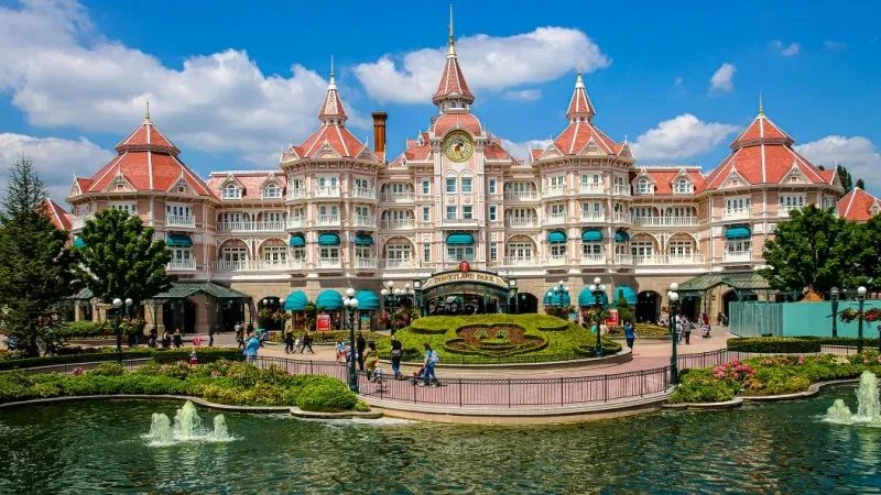 Disneyland Hotel
