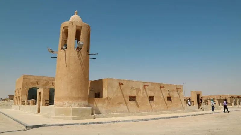 مسجد أبو المنارتين