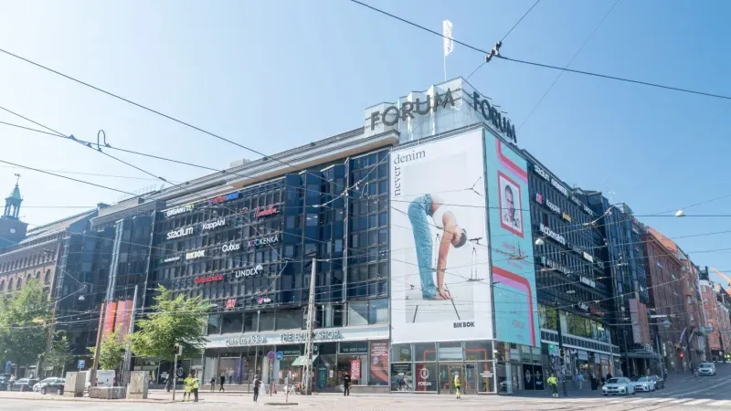 Forum Shopping Centre