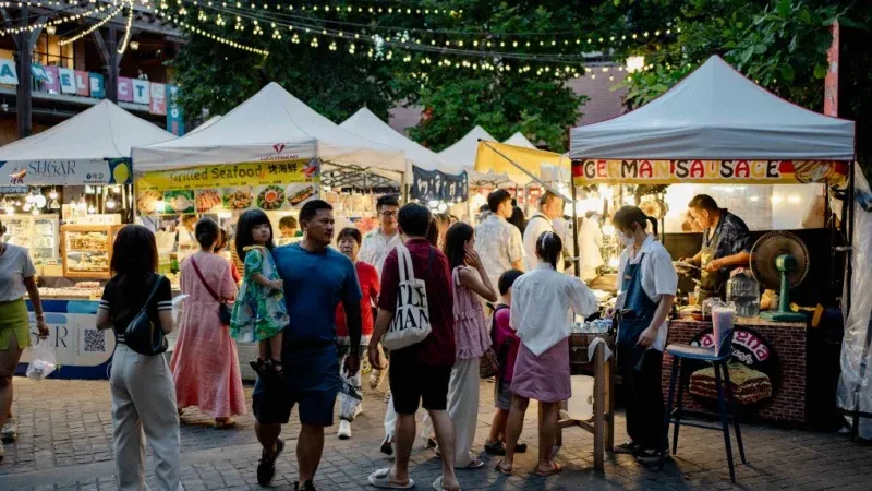 Explore the Trendy Nimmanhaemin Road