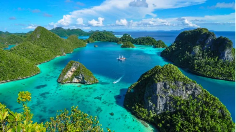 Papua - Places To Visit In Indonesia