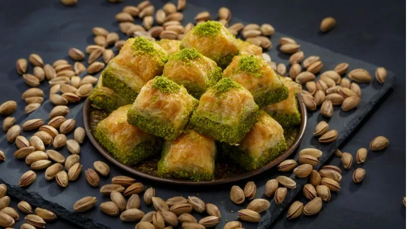 Baklava, Sweets in Qatar
