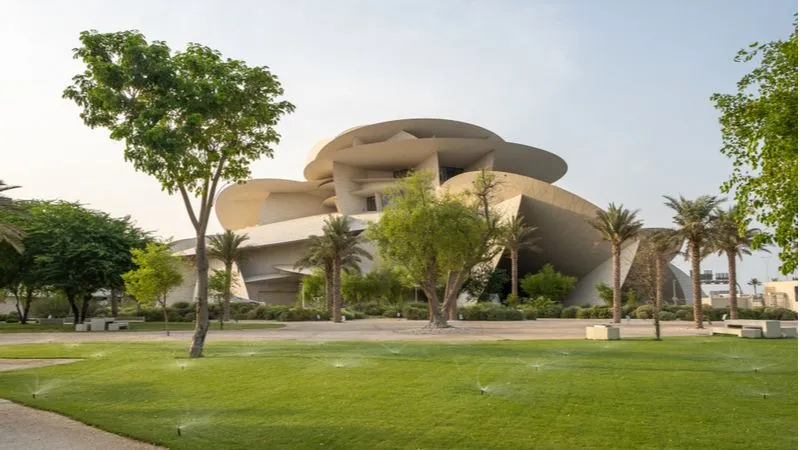 الحديقة في متحف قطر الوطني