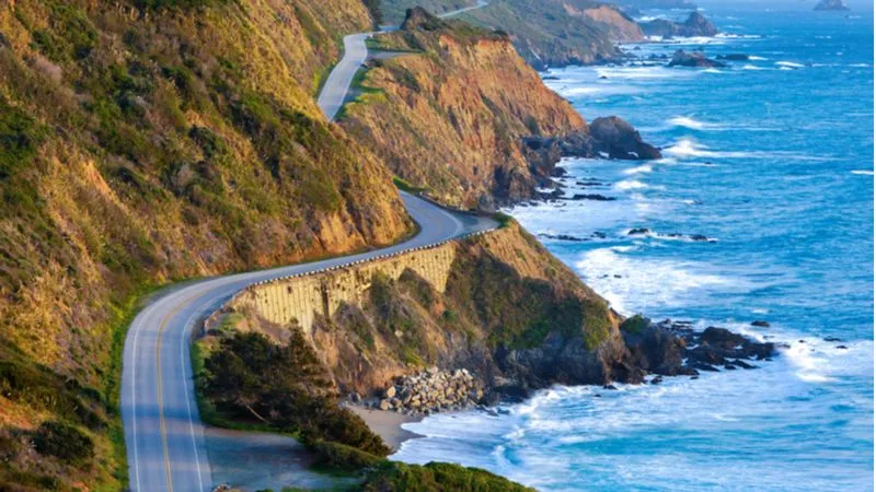 Big Sur, California - Places to go in the USA for honeymoon