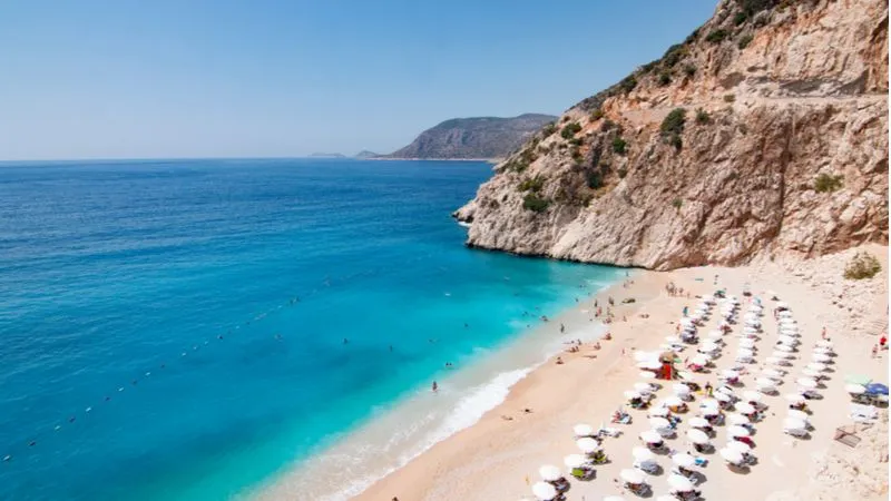 شاطئ كابوتاس - شواطئ تركيا