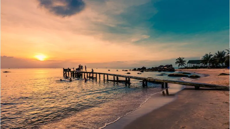 Long Beach - Vietnam Beach