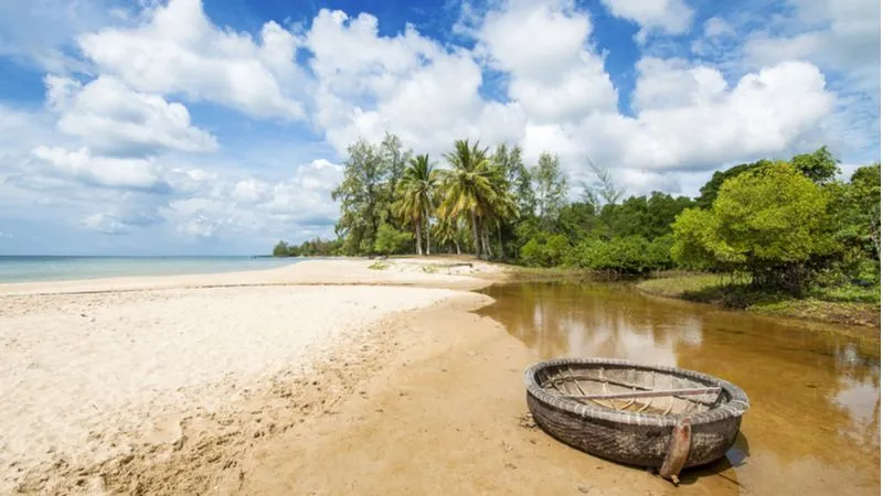 Ong Lang Beach - Beaches in Vietnam