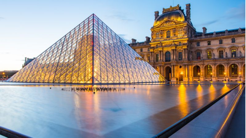Stroll Through The History Of The Louvre