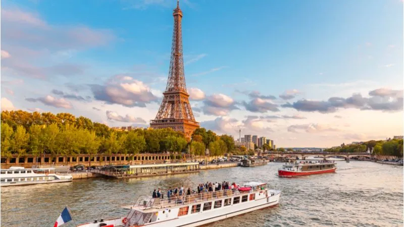 Cruise On The Seine River