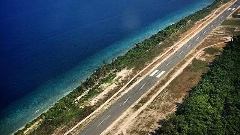 Ifuru Airport