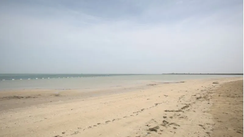 Mirfa Beach 