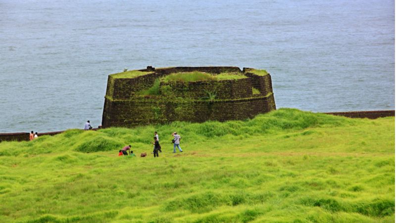 Bekal- Known for its pristine beaches, backwaters and historical forts