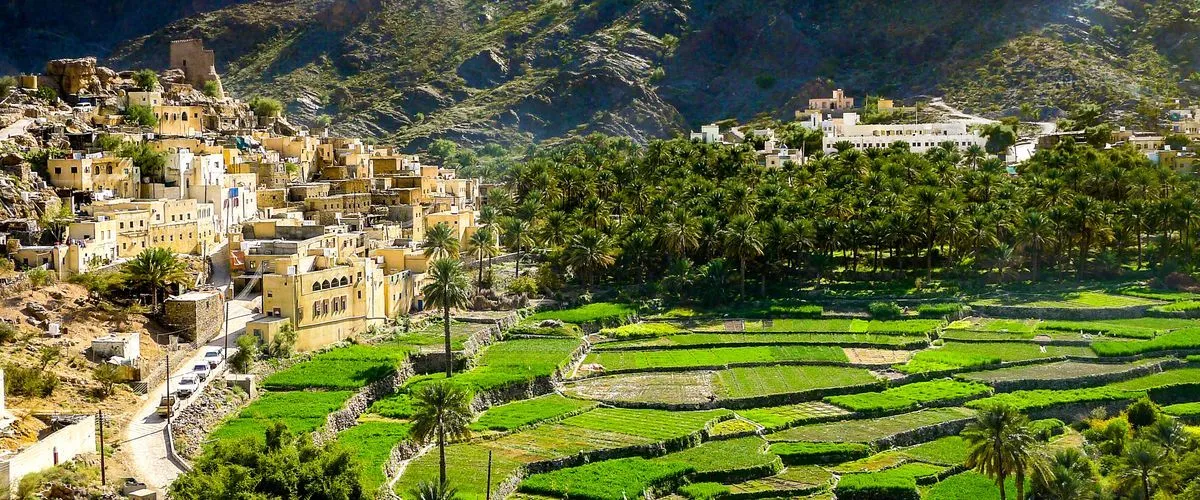 أماكن سياحية في سلطنة عمان: استكشف عُمان وتاريخها وثقافتها
