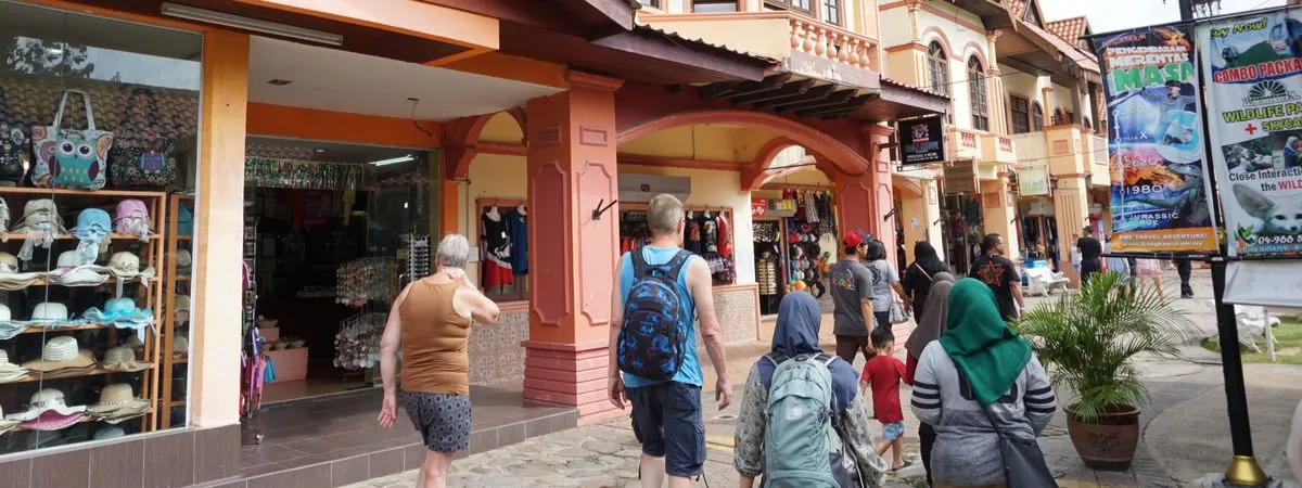Shopping In Langkawi, Malaysia: Get Close To The Local Traditions