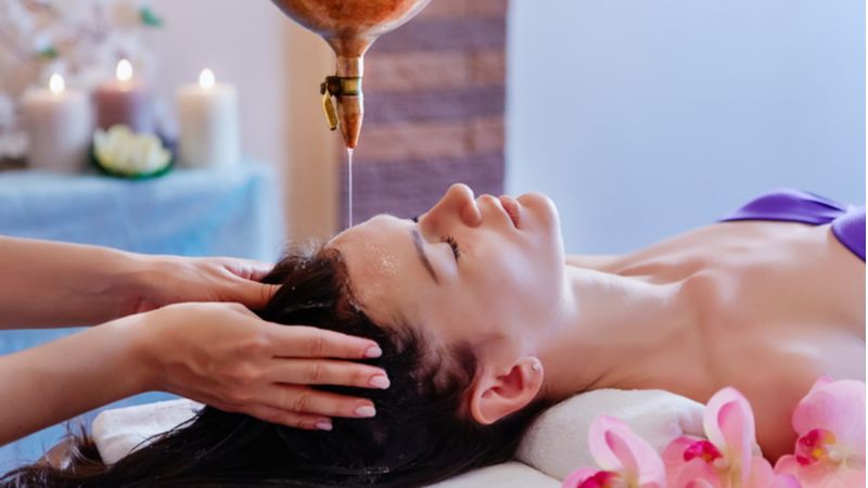 Take A Relaxing Ayurvedic Massage Session