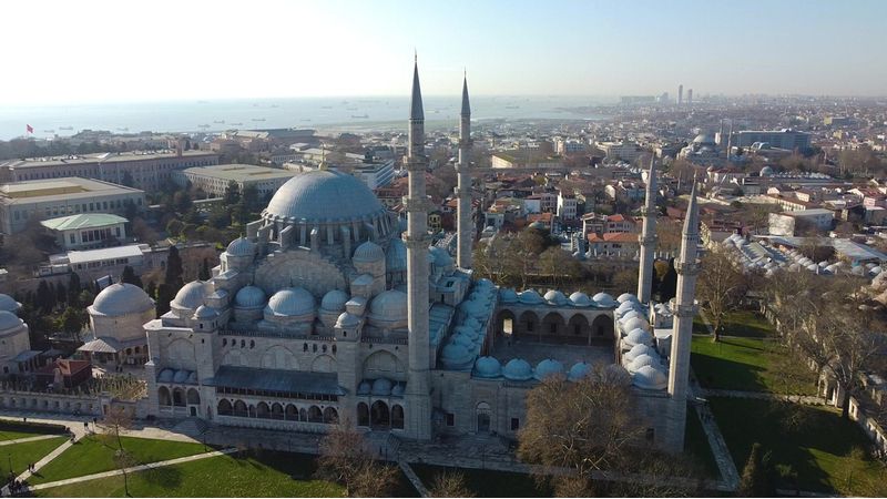 Visit The Less Famous Süleymaniye Mosque
