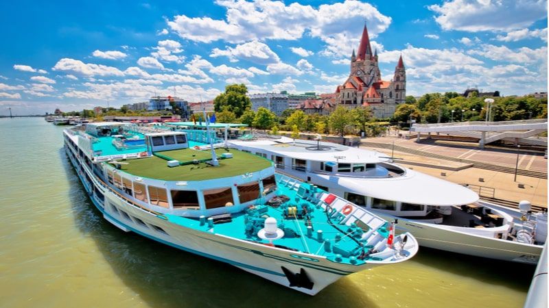 A Romantic River Cruise In Vienna